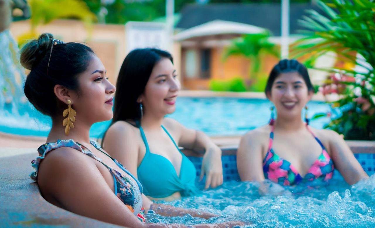 Sisakuna Lodge ミンド エクステリア 写真